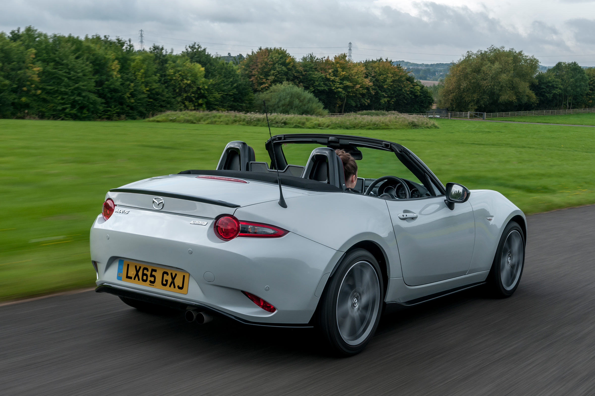 Mazda MX-5 Recaro - rear tracking