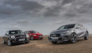 Infiniti Q30 vs MINI Clubman vs Volvo V40 - group test