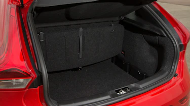 Volvo V40 - boot