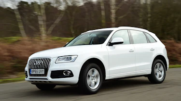 Mercedes GLC vs BMW X3 vs Audi Q5 - Audi front tracking