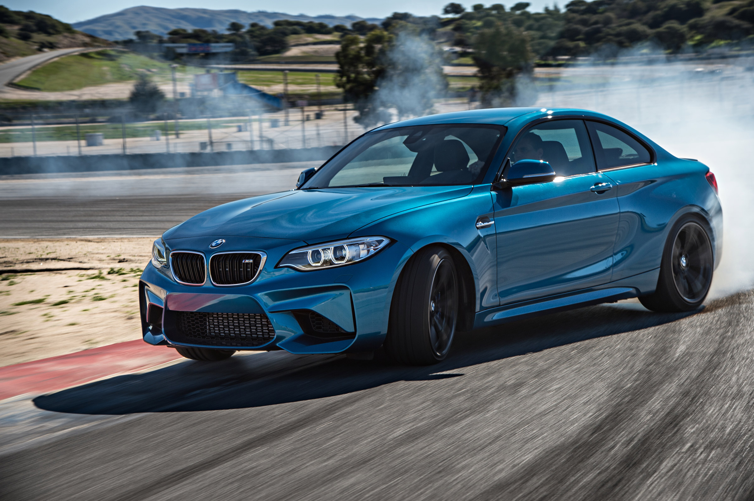 BMW M2 Coupe 2016 - powerslide