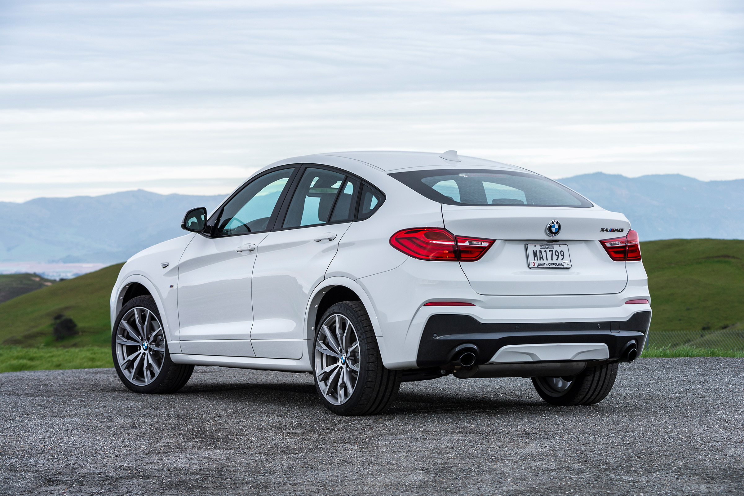 BMW X4 M40i - rear quarter