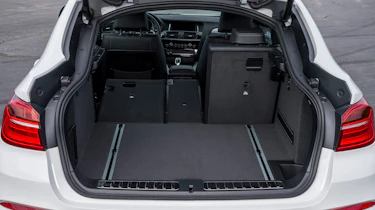 BMW X4 M40i - boot