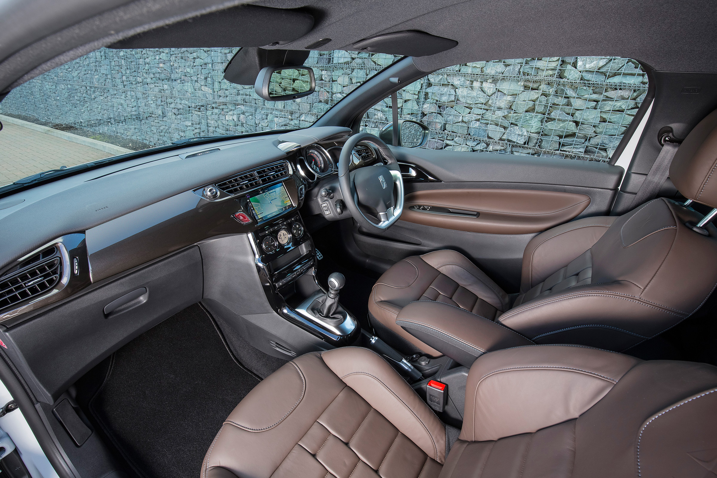 DS 3 hatchback 2016 review - dashboard