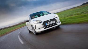 DS 3 hatchback 2016 review - front cornering