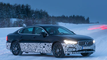 Volvo S90 drive - dusk