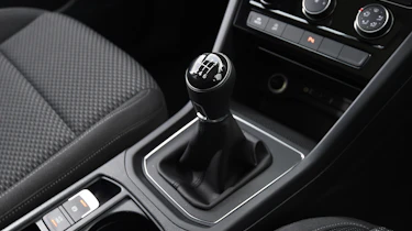 Volkswagen Touran - centre console