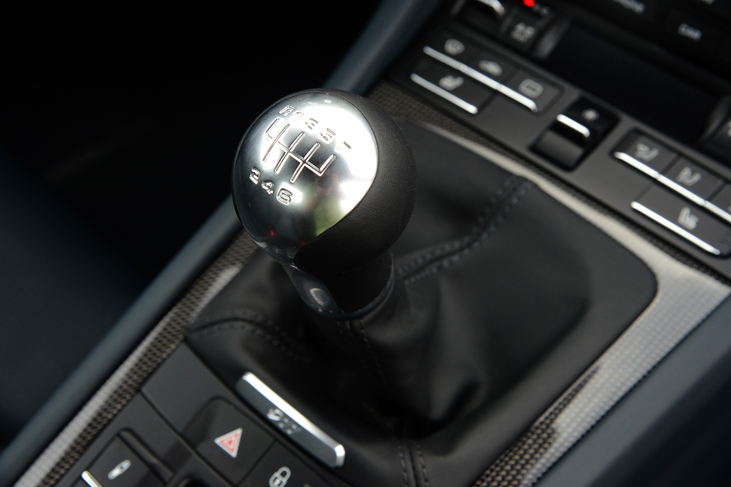 Porsche 911 Carrera 4S 2016 - gearlever