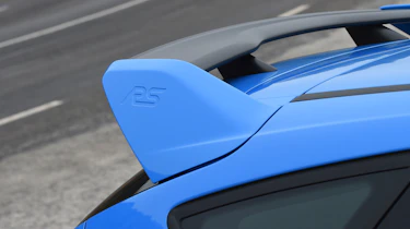 Focus RS vs RS3 vs Golf R - spoiler