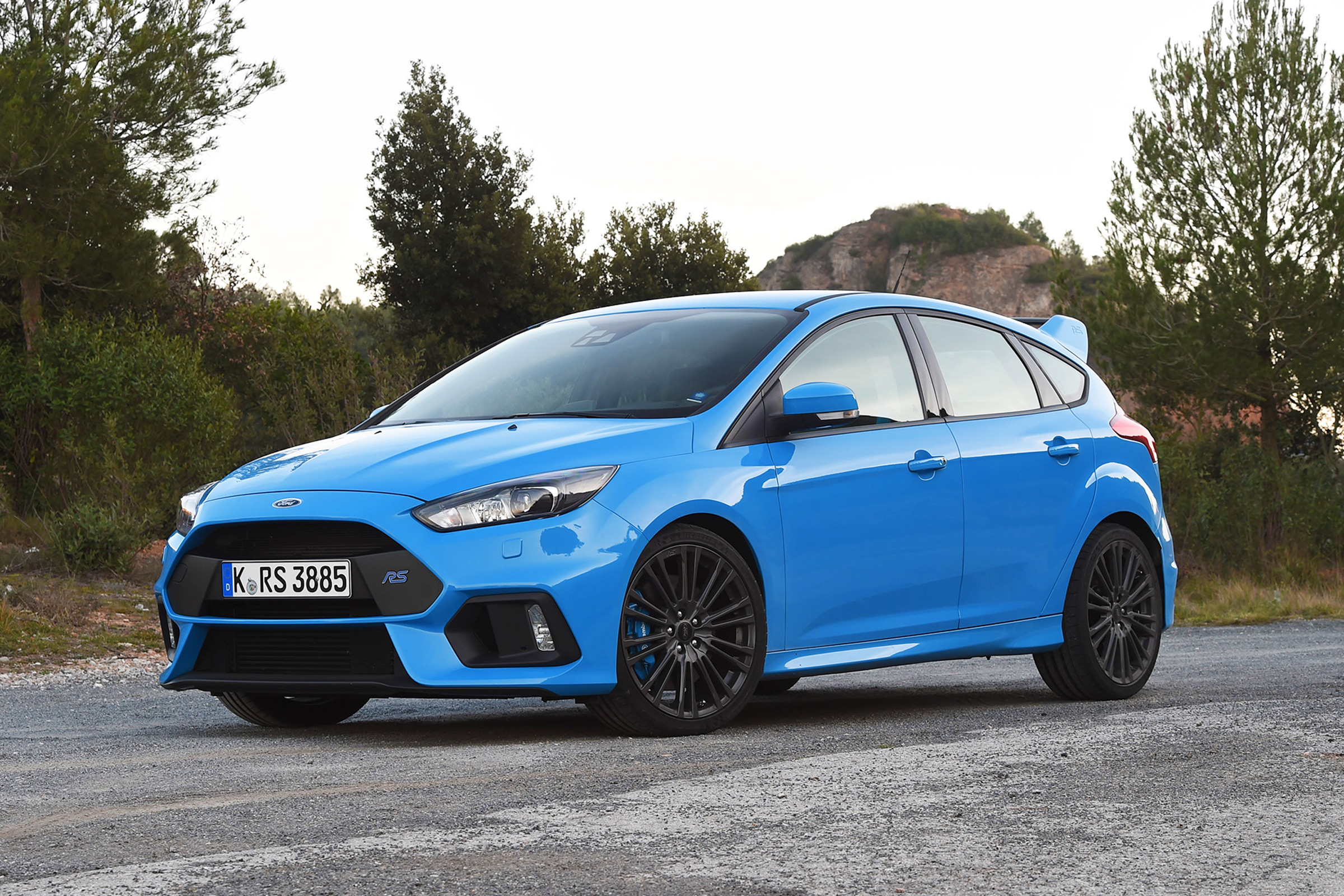 Focus RS vs RS3 vs Golf R - Focus RS front quarter