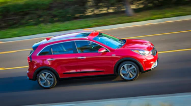 Kia Niro 2016 - side tracking