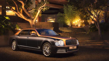 Bentley Mulsanne 2016 - EWB front quarter