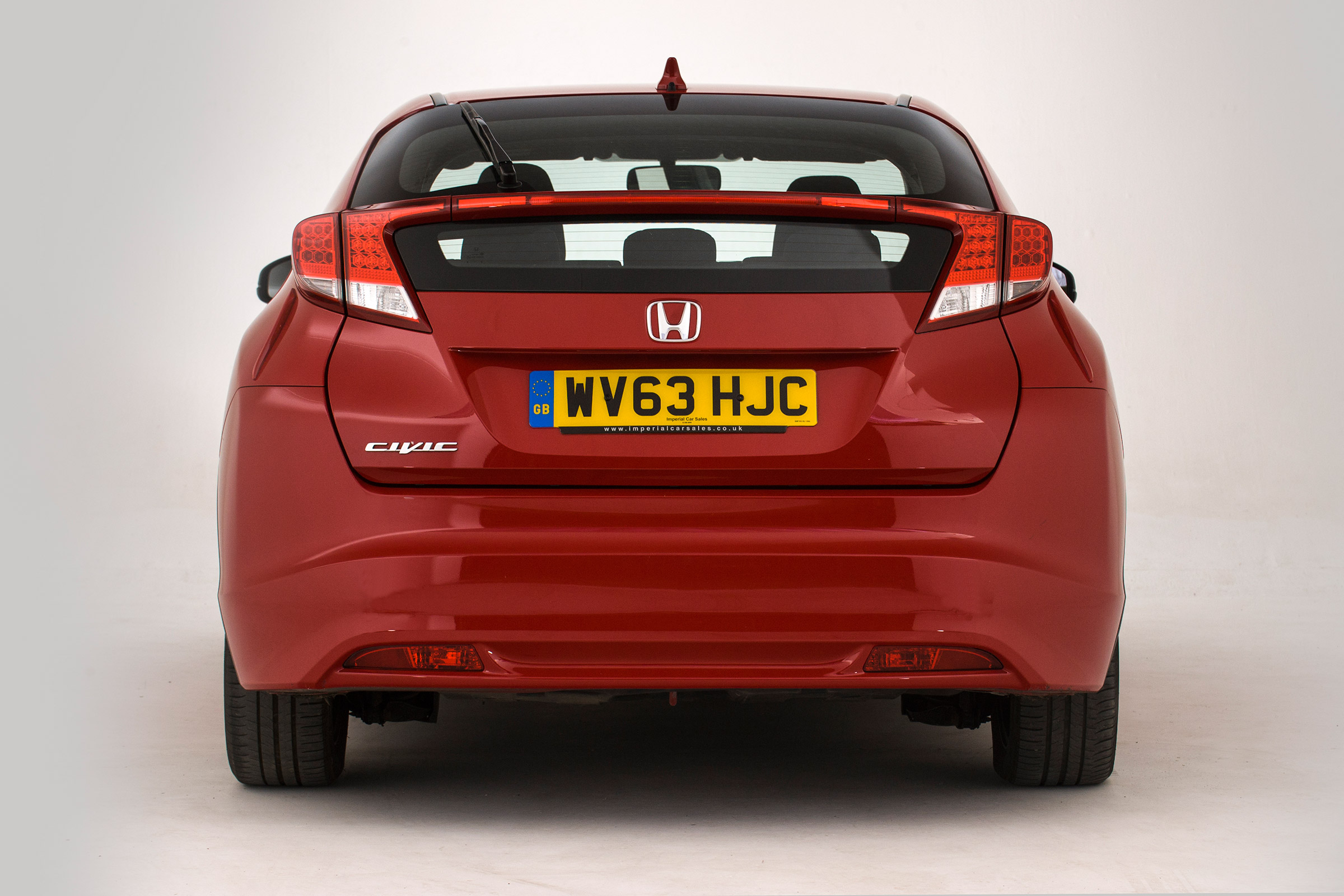 Honda Civic Mk9 - full rear