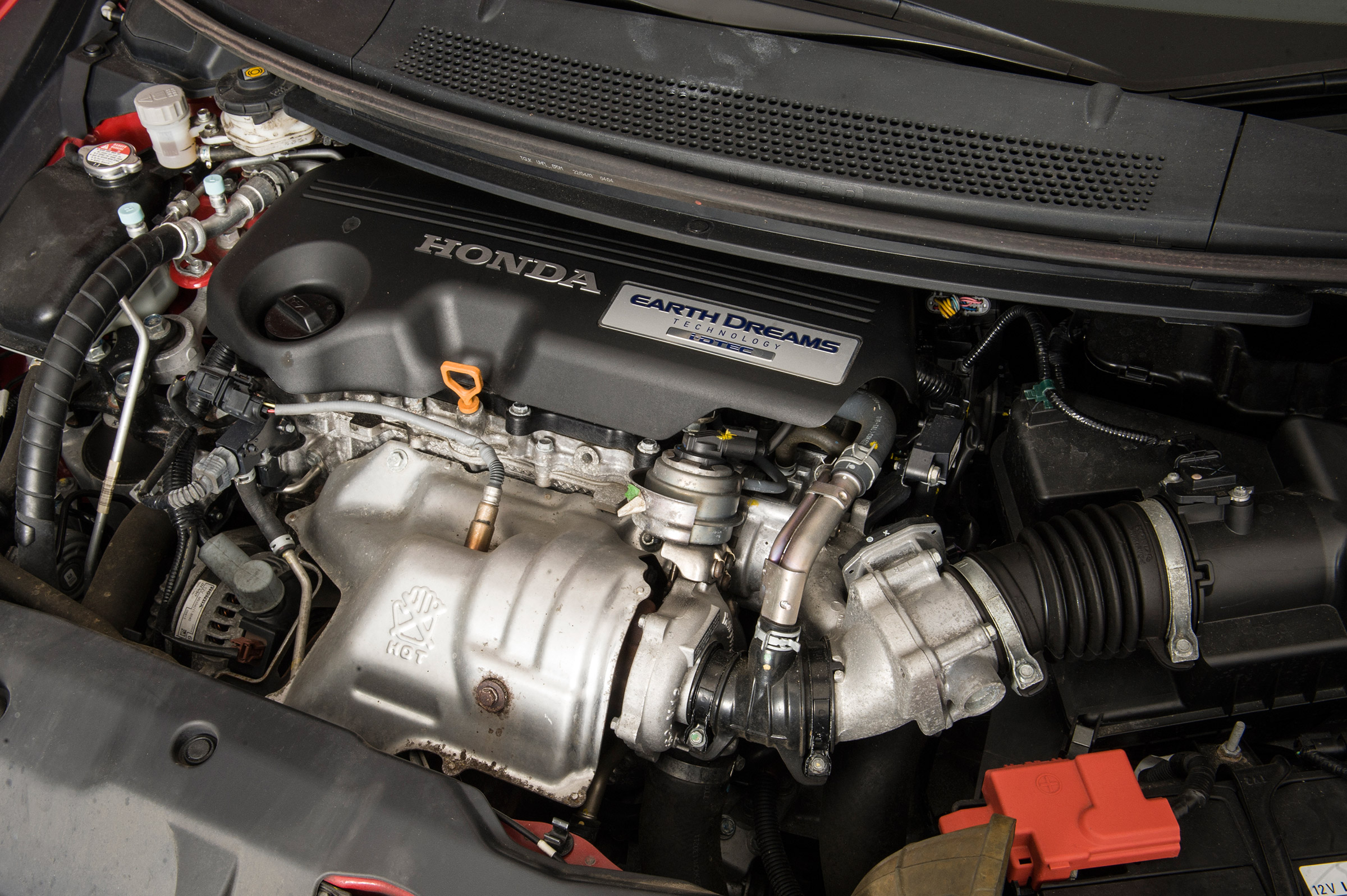 Honda Civic Mk9 - engine