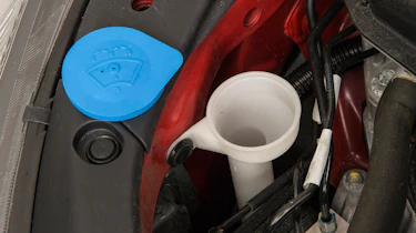 Honda Civic Mk9 - wash cap