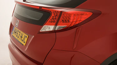 Honda Civic Mk9 - shutlines