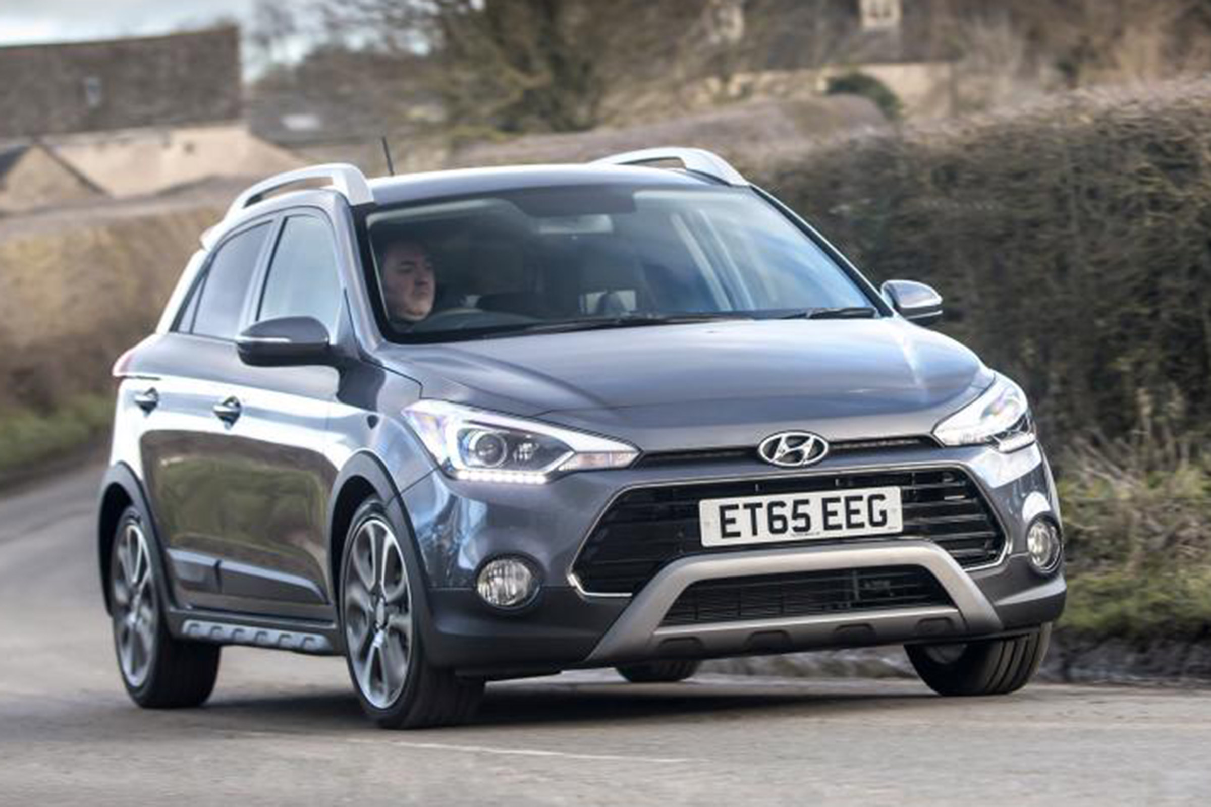 Hyundai i20 Active - header