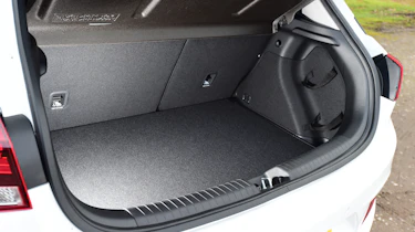 Hyundai i20 Coupe 1.0 T-GDi 2016 - boot