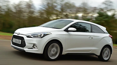 Hyundai i20 Coupe 1.0 T-GDi 2016 - front tracking 2