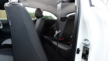Hyundai i20 Coupe 1.0 T-GDi 2016 - rear opening