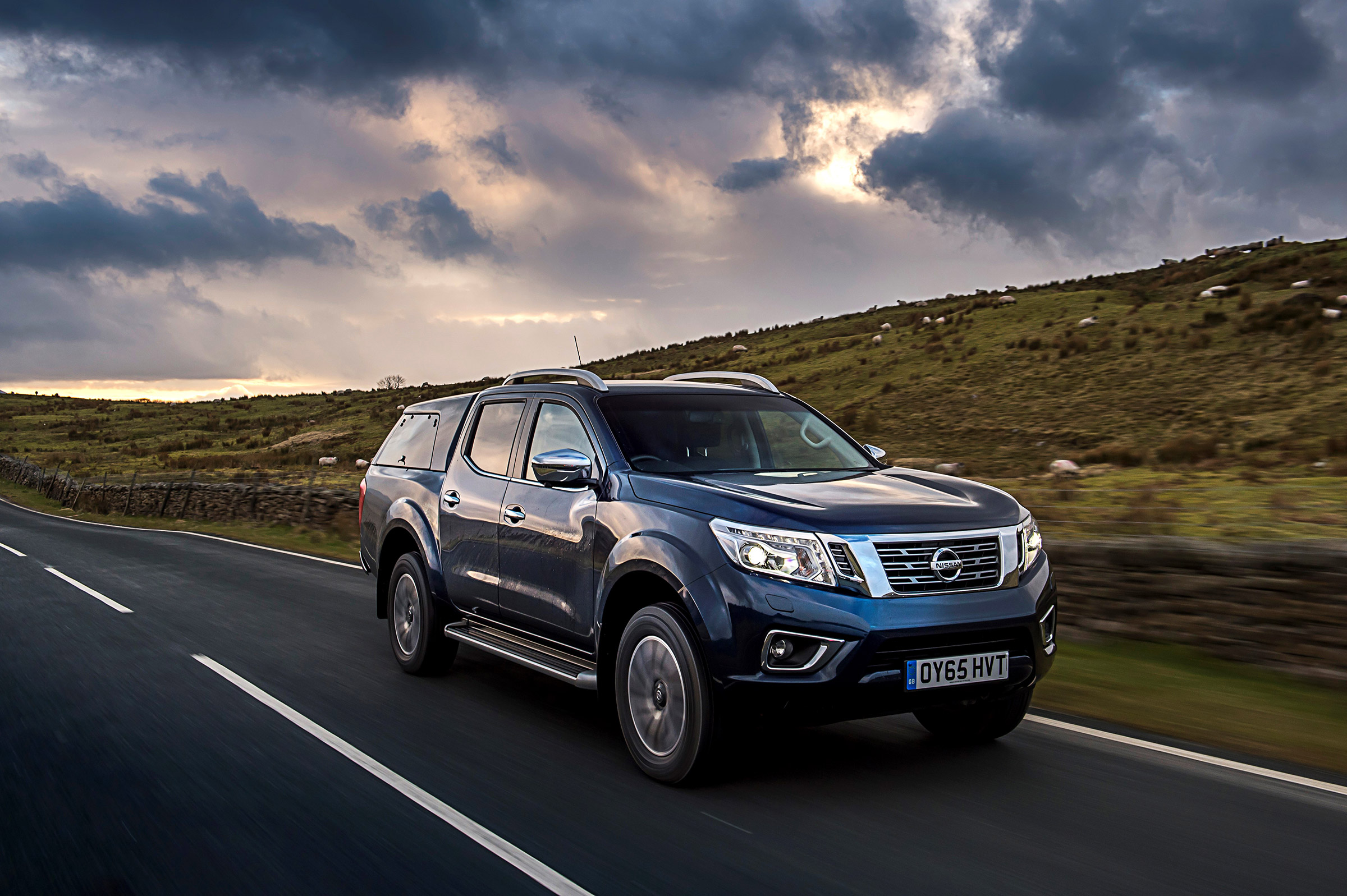 Nissan Navara first UK drive - on road front tracking