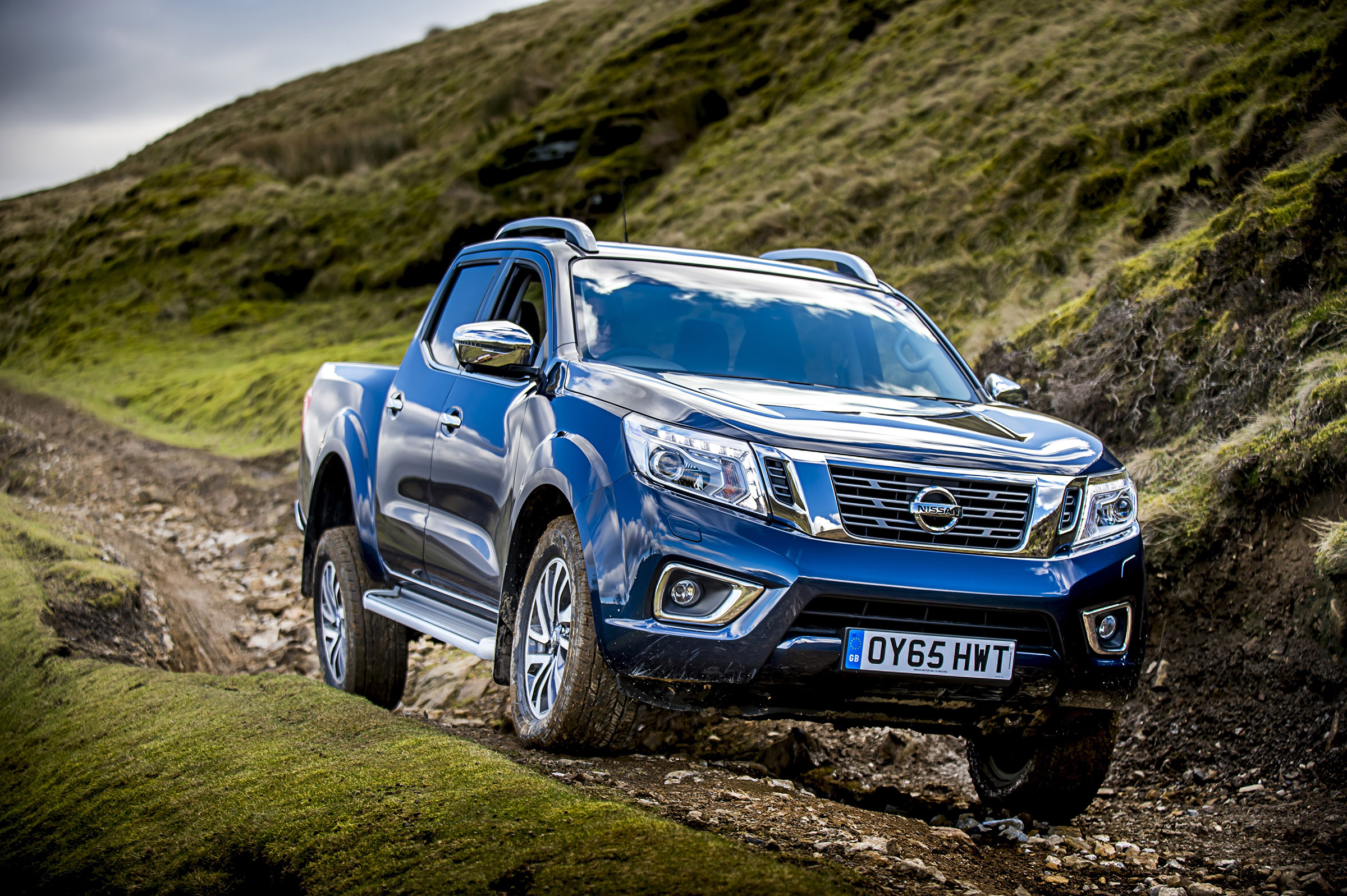 Nissan Navara first UK drive - front three quarter