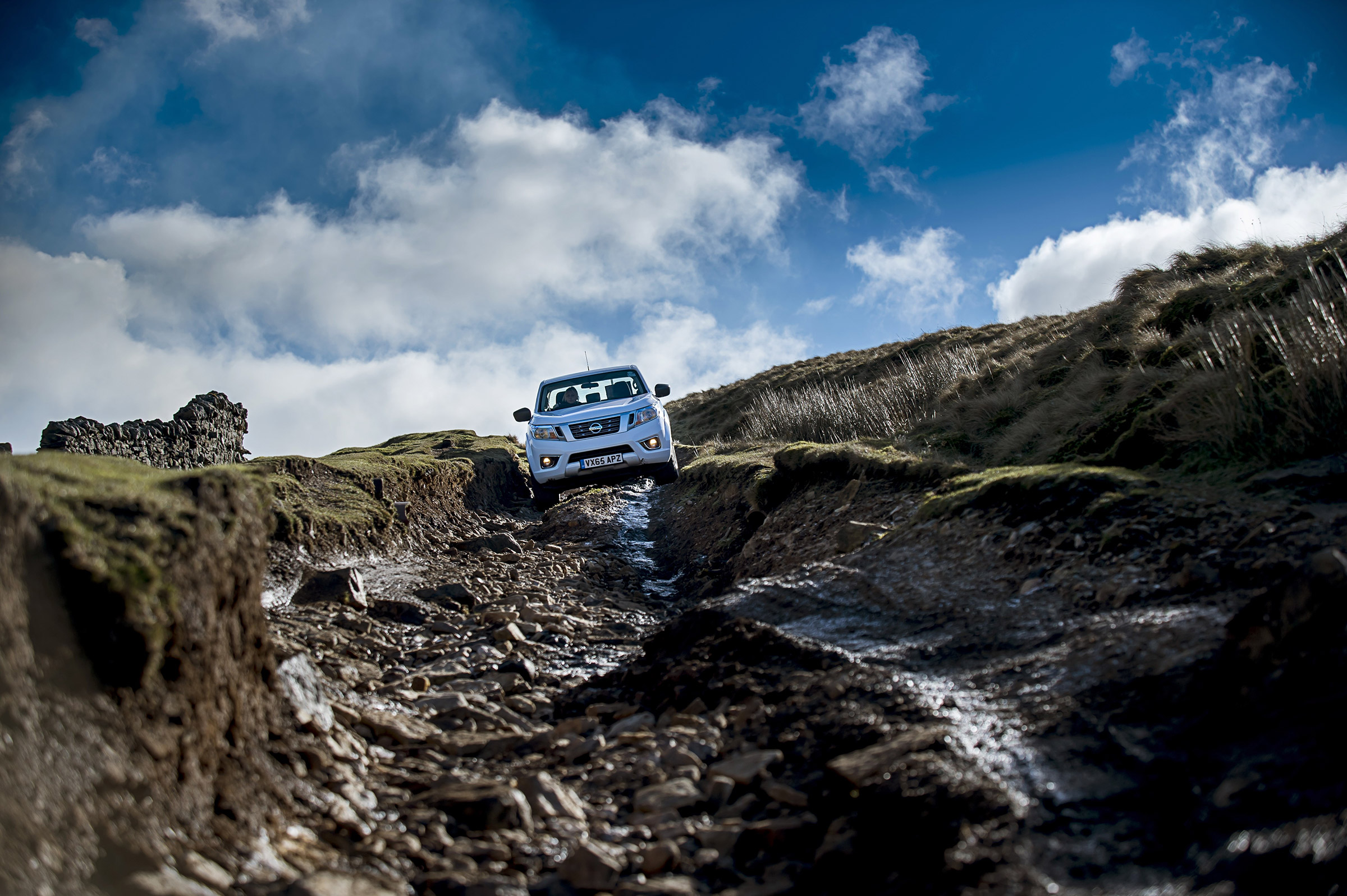 Nissan Navara first UK drive - off roading