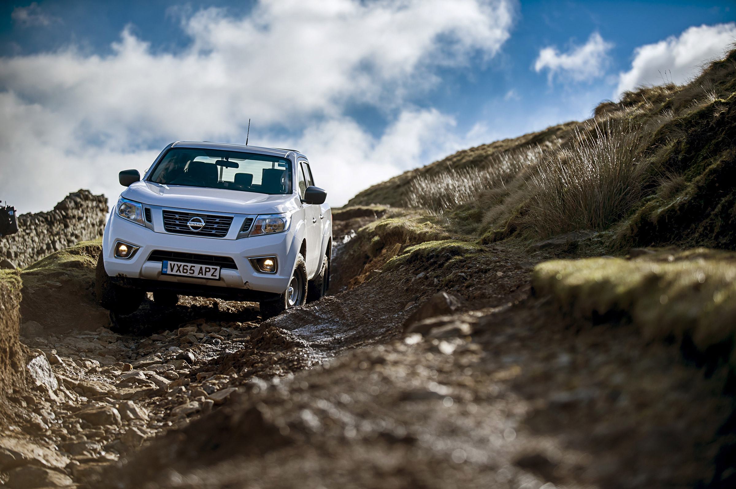 Nissan Navara first UK drive - off roading 
