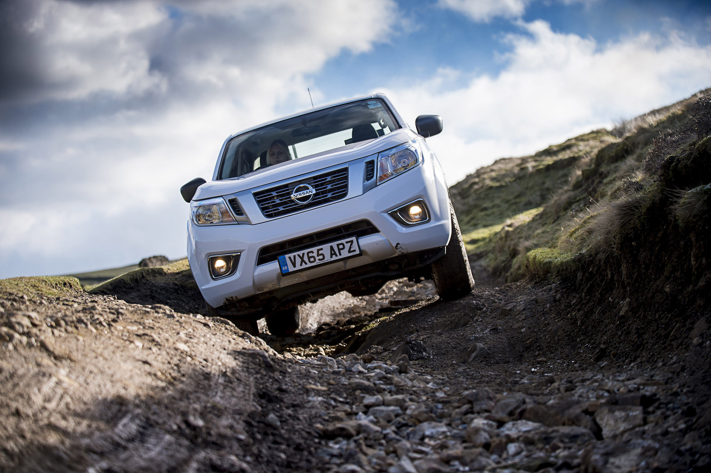 Nissan Navara first UK drive - front off roading