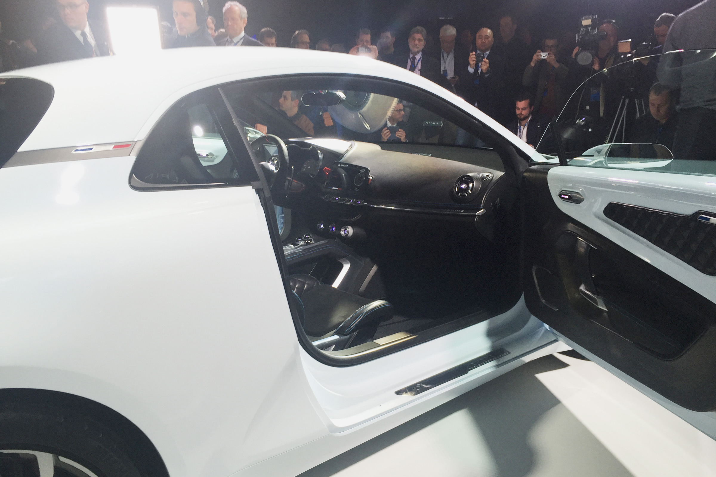 Renault Alpine Vision concept - show reveal interior
