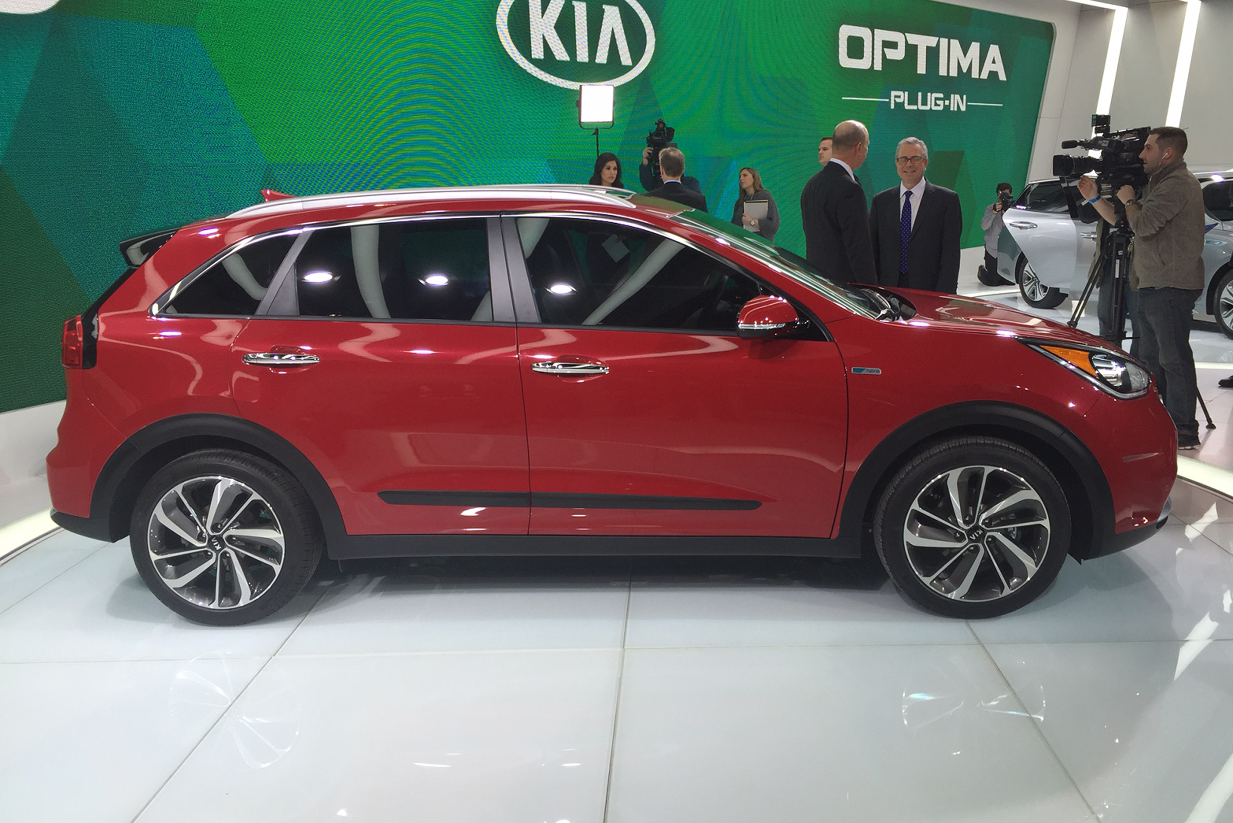 Kia Niro 2016 - chicago side
