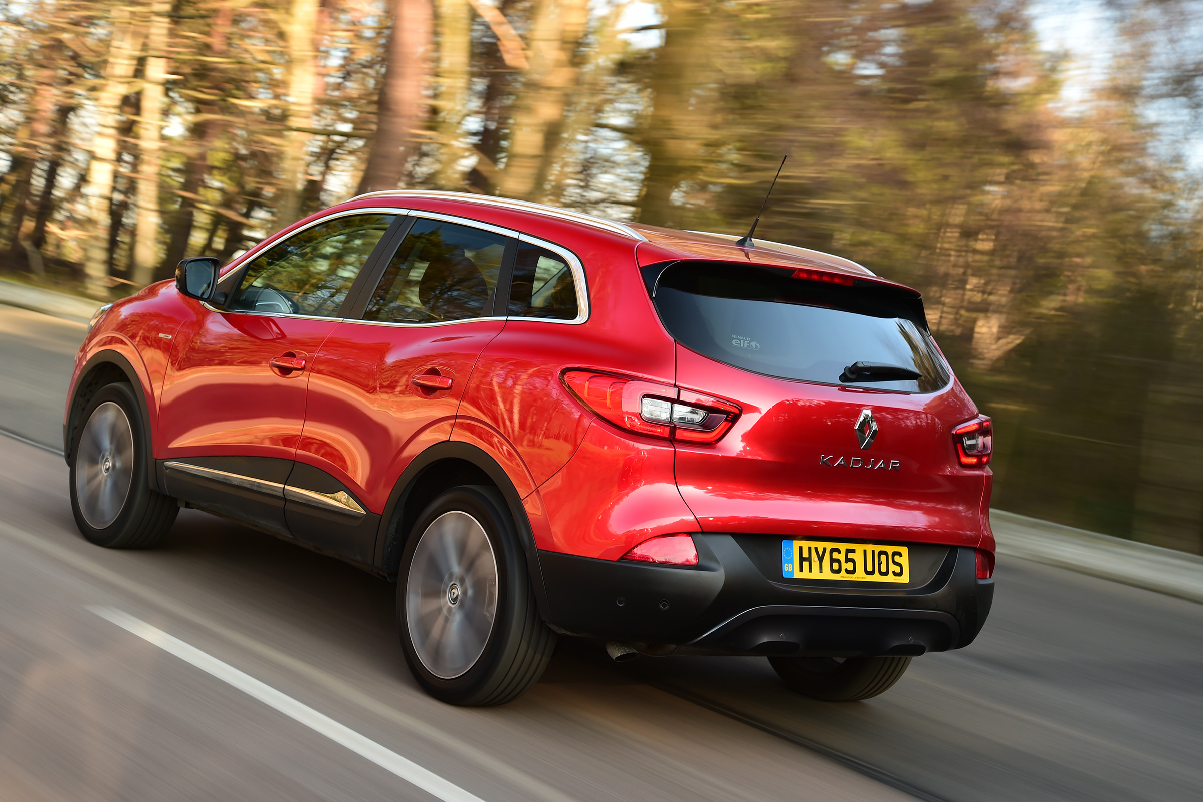 Renault Kadjar 2016 - rear tracking