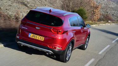 Kia Sportage GT Line 2016 - rear tracking 2