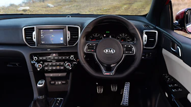 Kia Sportage GT Line 2016 - dashboard