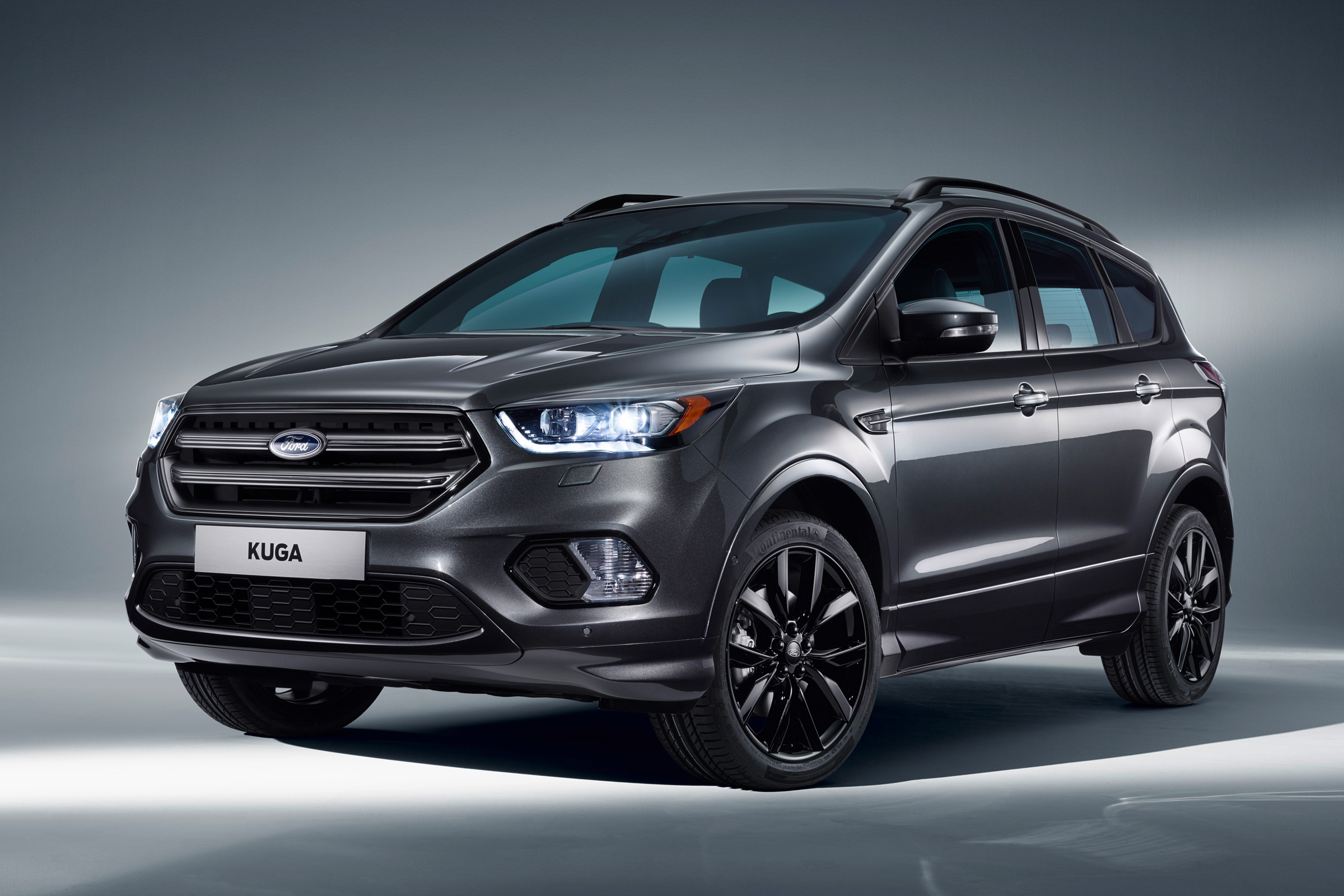 2016 Ford Kuga SUV - front quarter