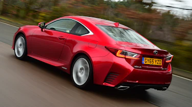 Lexus RC 300h 2016 - rear tracking