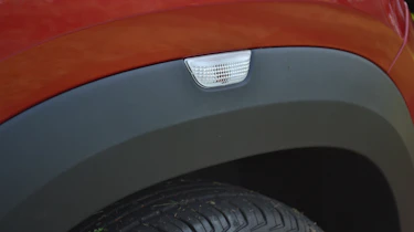 Renault Kwid - wheel arch