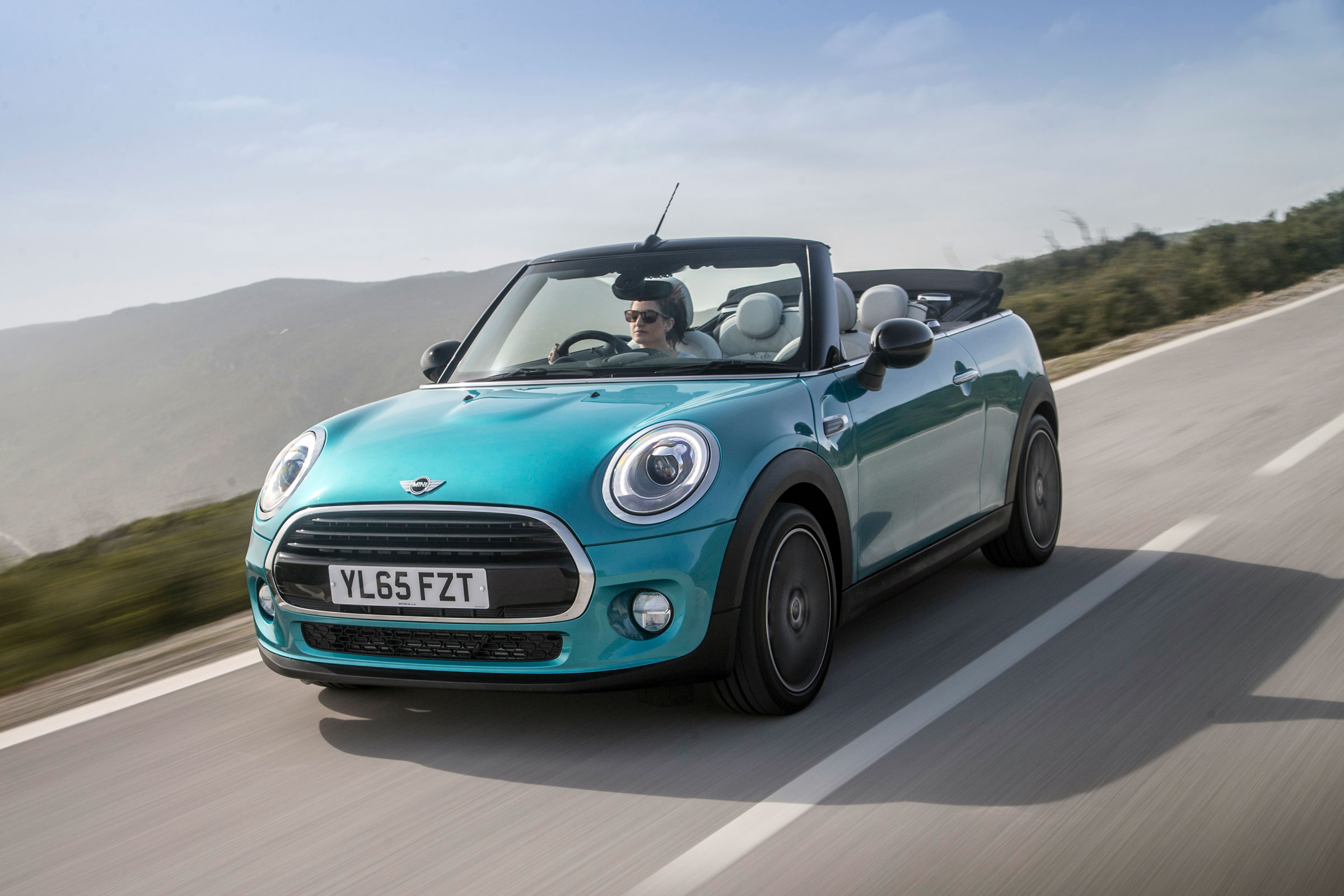 MINI Cooper Convertible