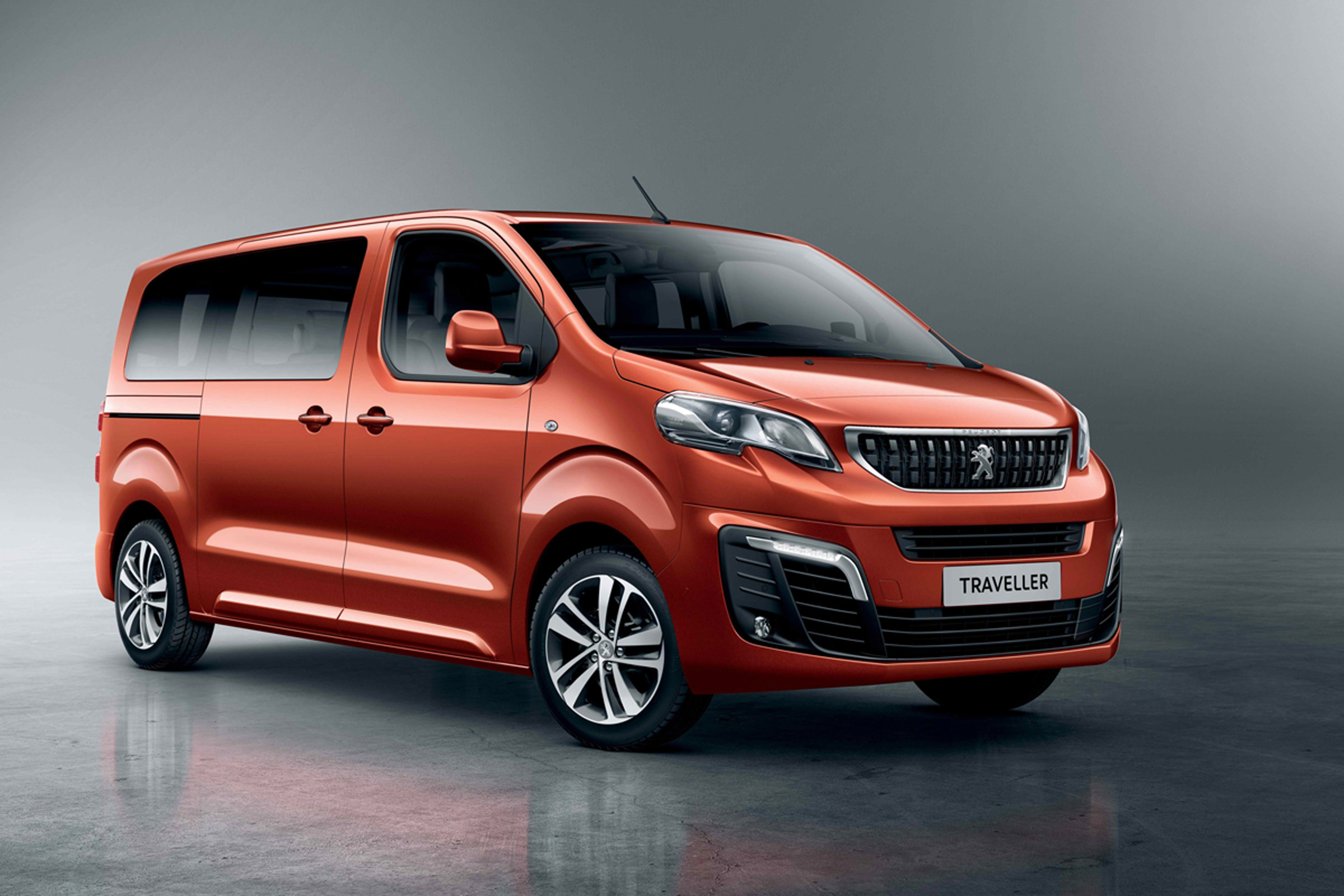 Peugeot Traveller MPV side