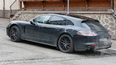 Porsche Panamera Sport Turismo side