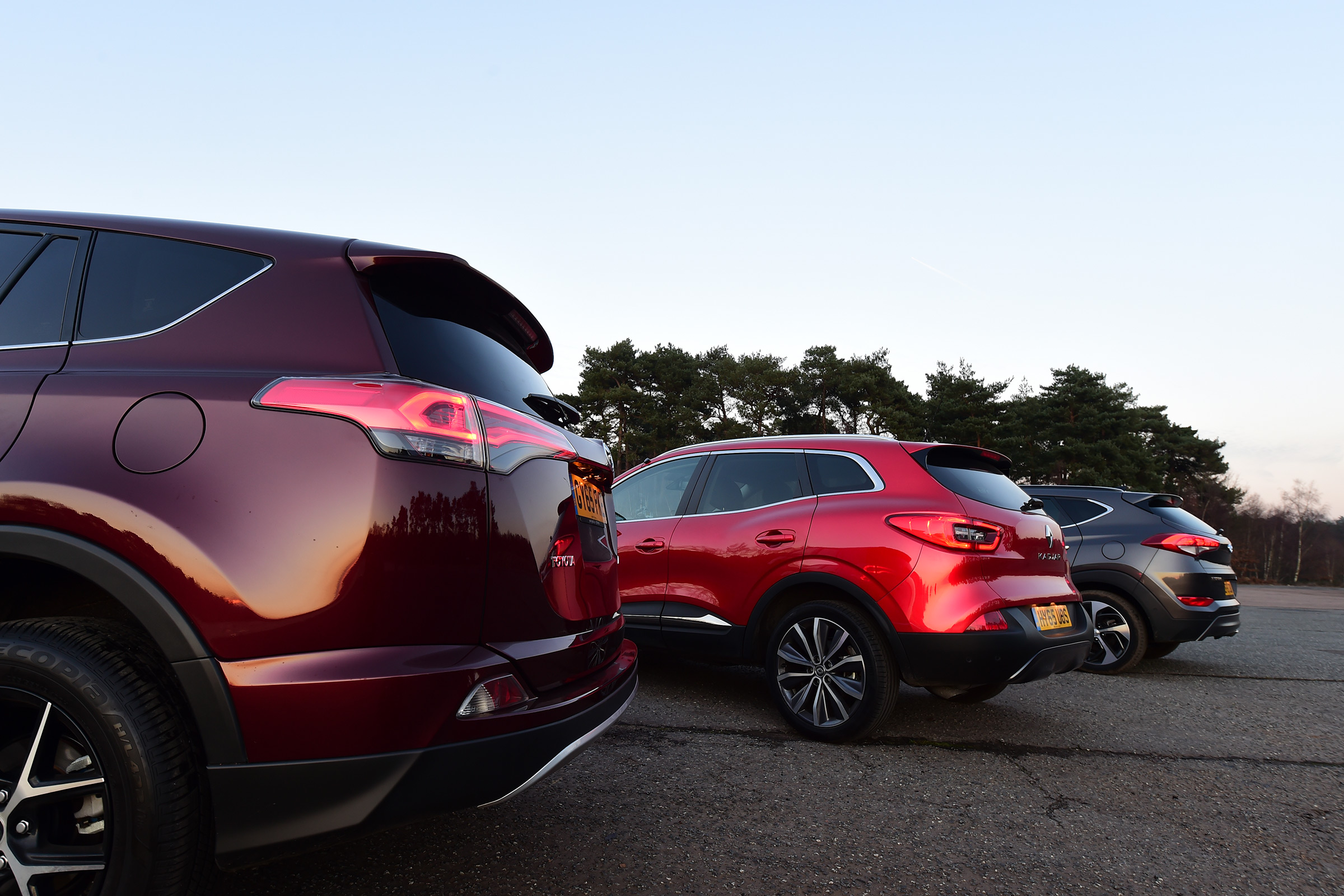 Toyota RAV4 vs Renault Kadjar vs Hyundai Tucson - design