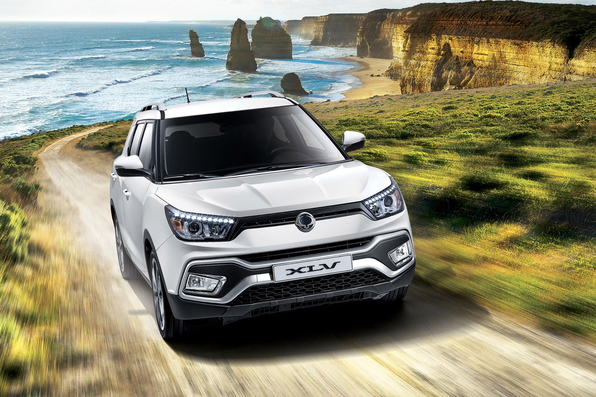 SsangYong Tivoli XLV - front action