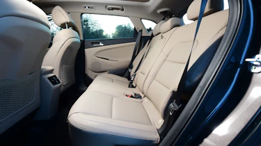 Hyundai Tucson 2016 - rear seats
