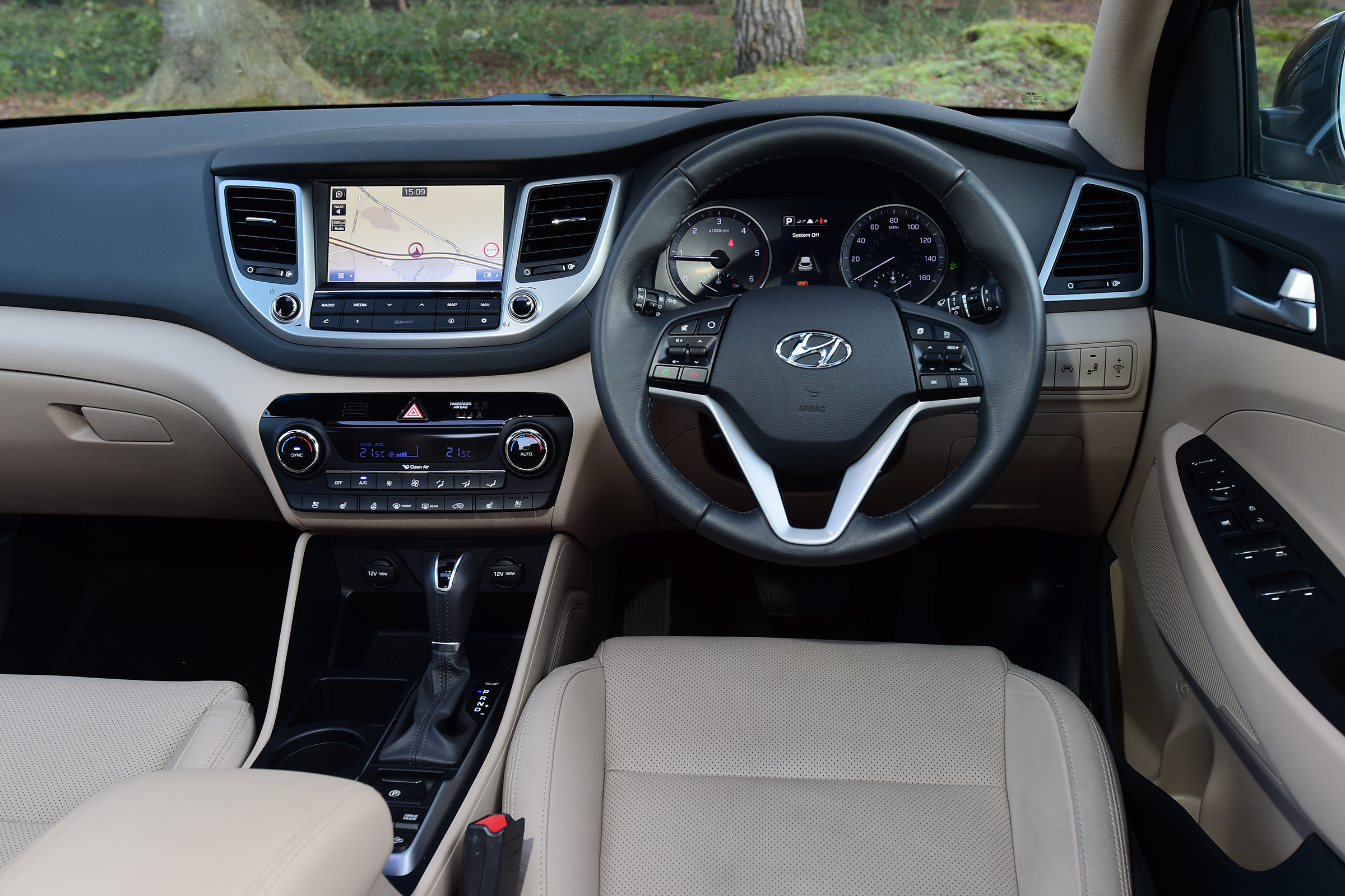 Hyundai Tucson 2016 - dashboard
