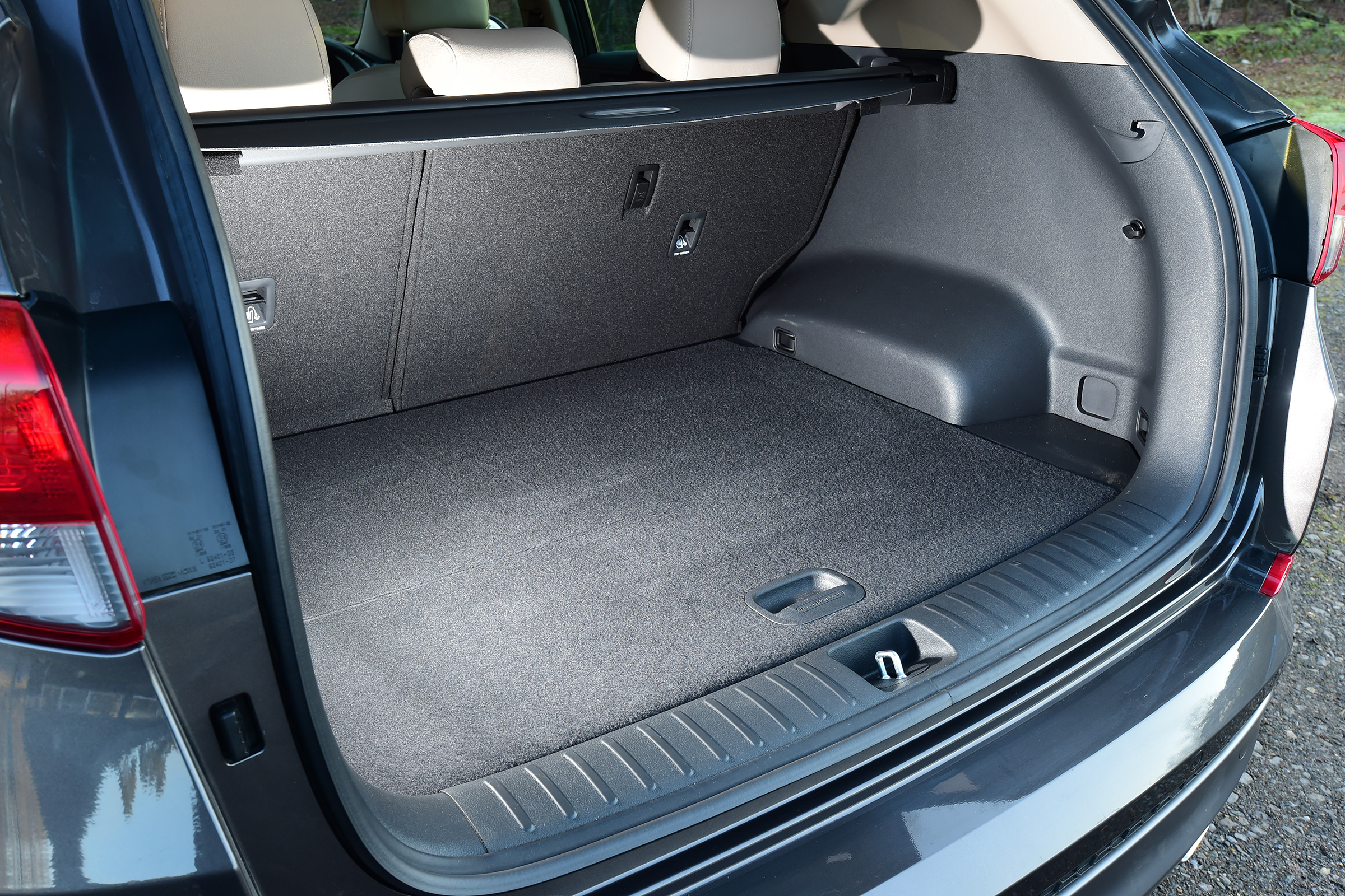Hyundai Tucson 2016 - boot space