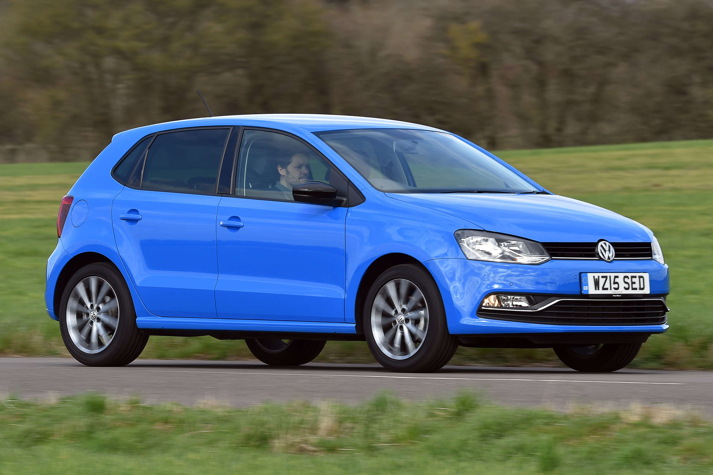Volkswagen Polo - front