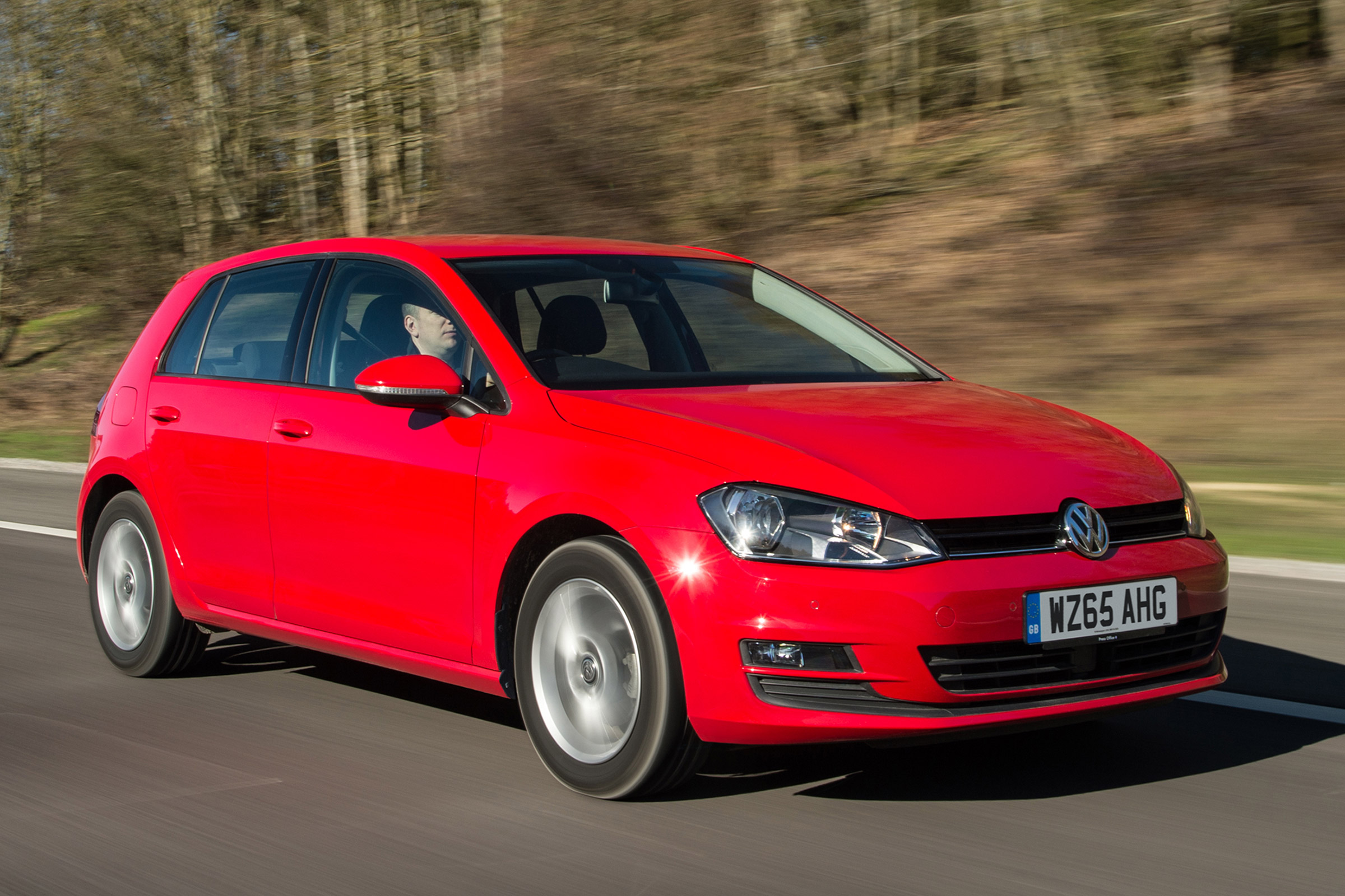 Volkswagen Golf - front