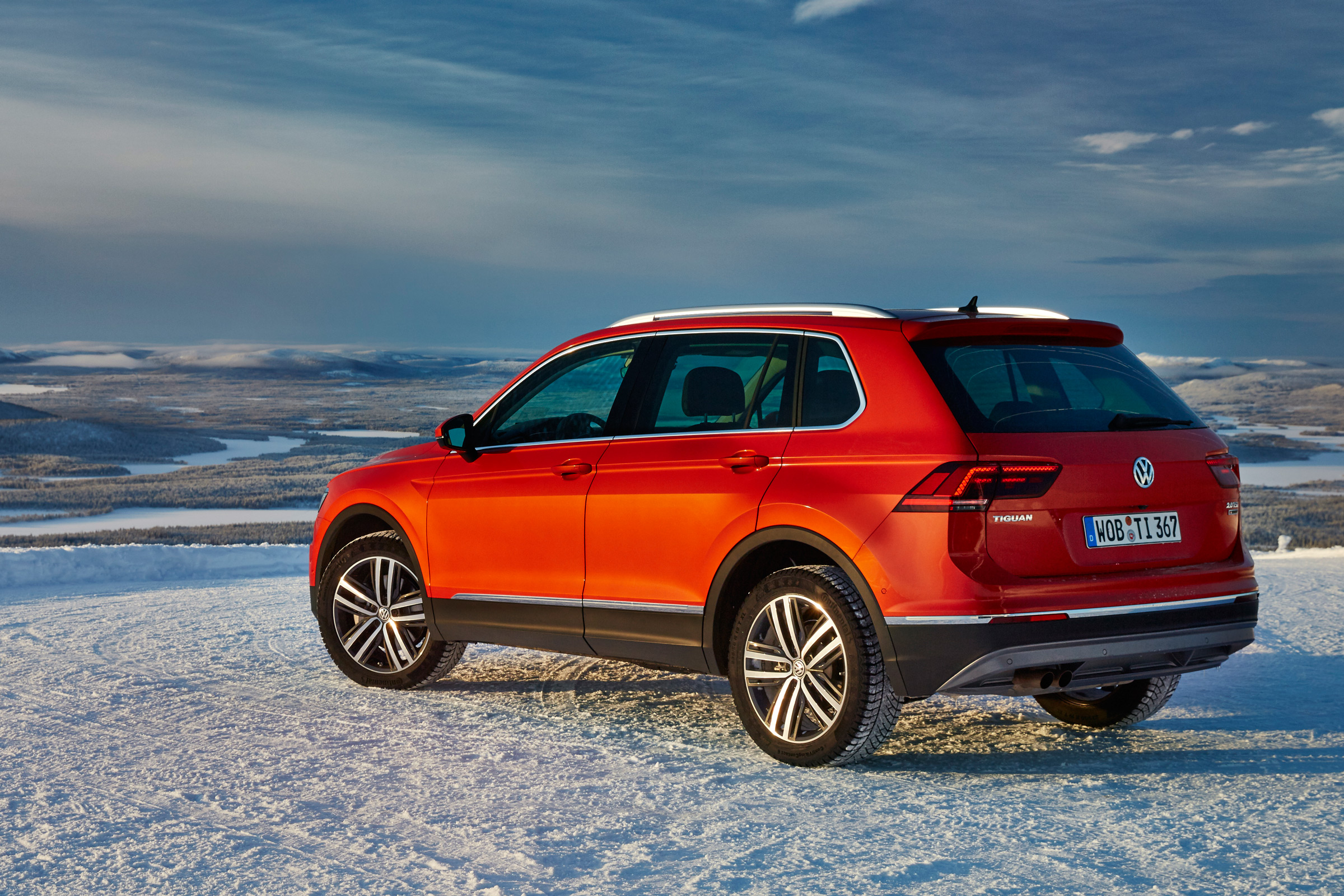Volkswagen Tiguan snow drive review - rear quarter