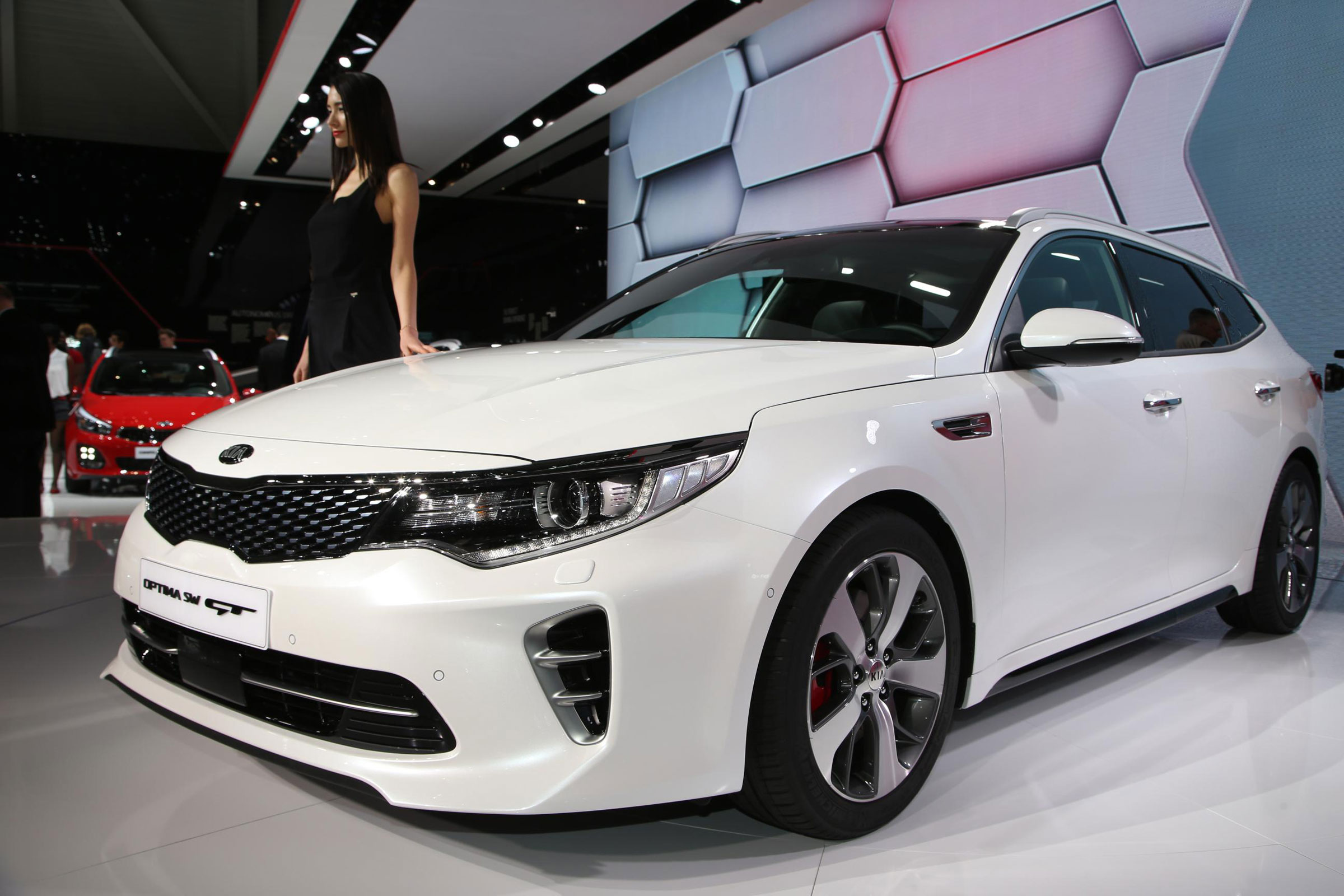 Kia Optima SW GT at Geneva