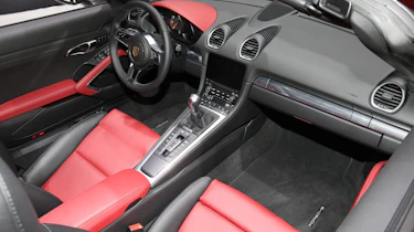 Porsche 718 Boxster - Geneva 2016 - interior